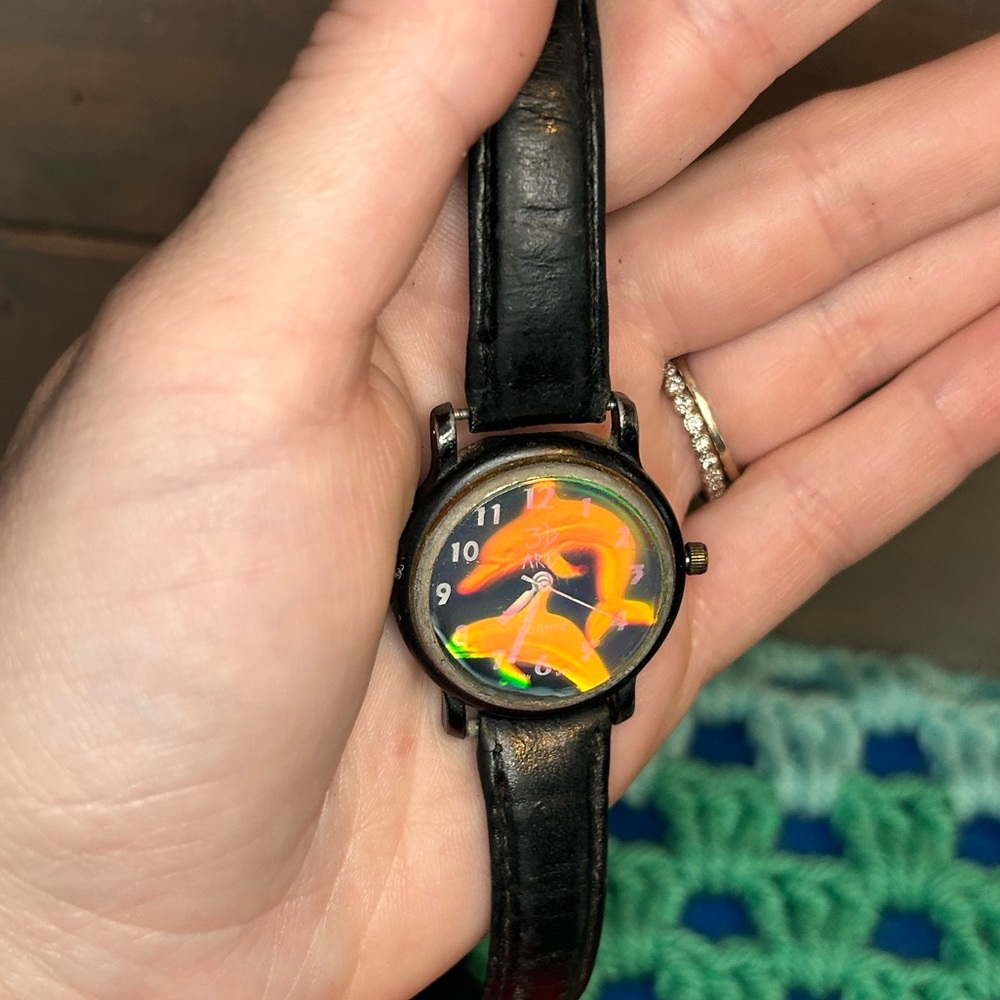 Vintage 3D Arts Dolphin Holographic Watch